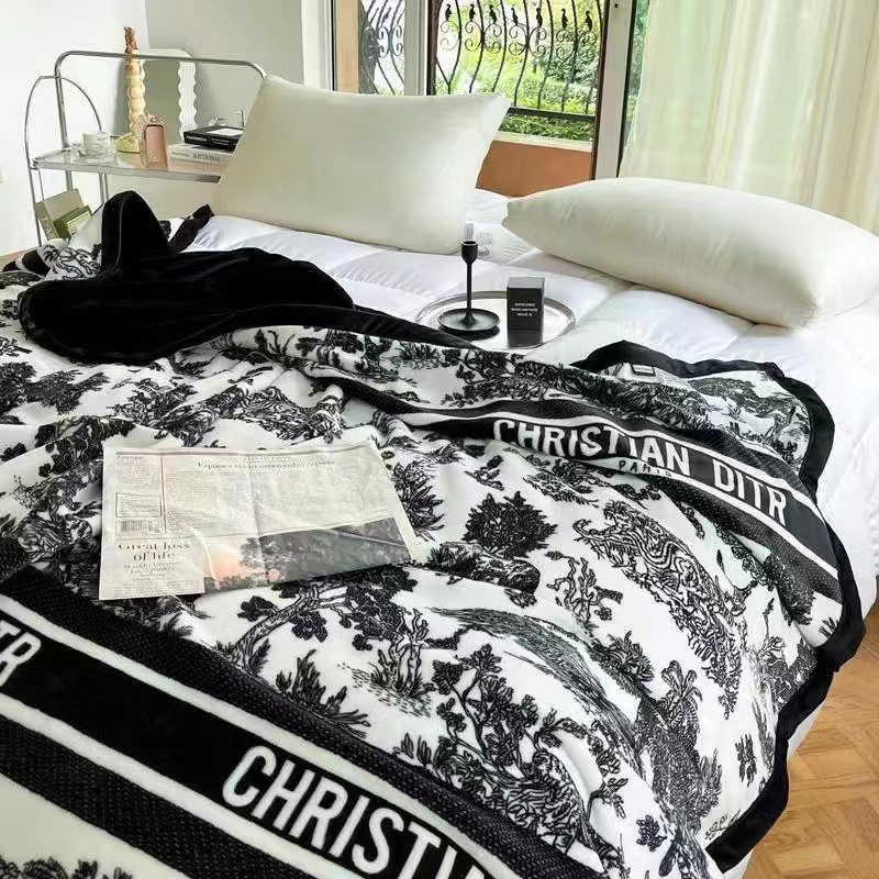 Designer Free shipping Fashionable retro ink painting blanket leisure travel blanket nap office blanket trendy brand blanket student dormitory blanket