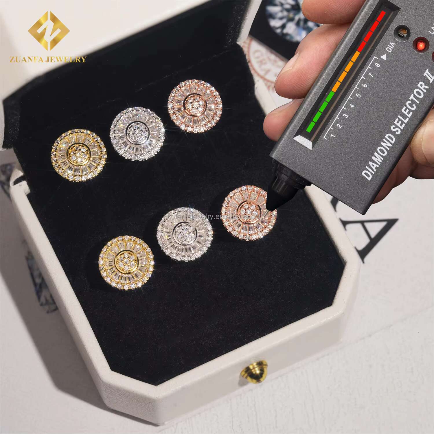 New Arrivals Popular Style Retail Man Jewelry Rapper GRA Certificates Screw Back VVS Moissanite Diamond Hip Hop Earrings
