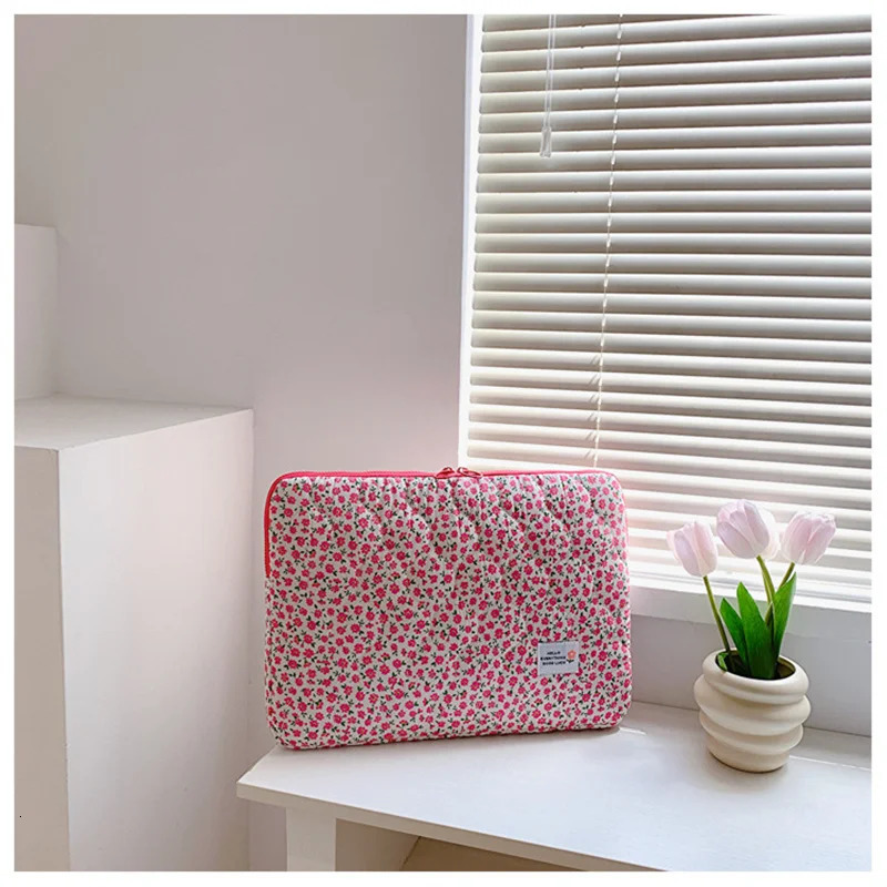 Ins Cute Flower Laptop Sleeve Computer Carrying Case Bag 11 13 14 15.3 15.6 Inch Portable Table Cover Bags for Mac Book HP ASUS 250627