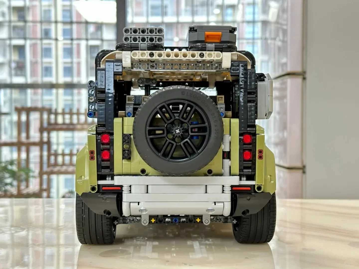 2573PCS Technical Land Off-road Defender Sports Car Building Blocks MOC Bricks for Boys Vehicle Toys Gift For Children Y250627