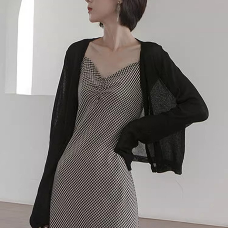 K1158 Ice silk small knitted cardigan thin women's shawl summer suspender skirt with air conditioning blouse short long-sleeved sun protection ja