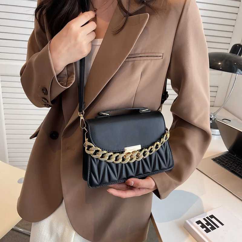 2024 New Designer Shoulder Bag Fashion Chain Crossbody Bags For Women Brand Ladies Handbags And Purses XJ250704