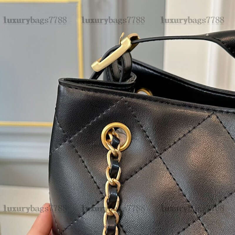 Suede Brown Beige Shoulder Bags Designer 25A Handbag Chain Totes Medium Splicing Color Soft Leather Shopping Bag Ladies Handbags