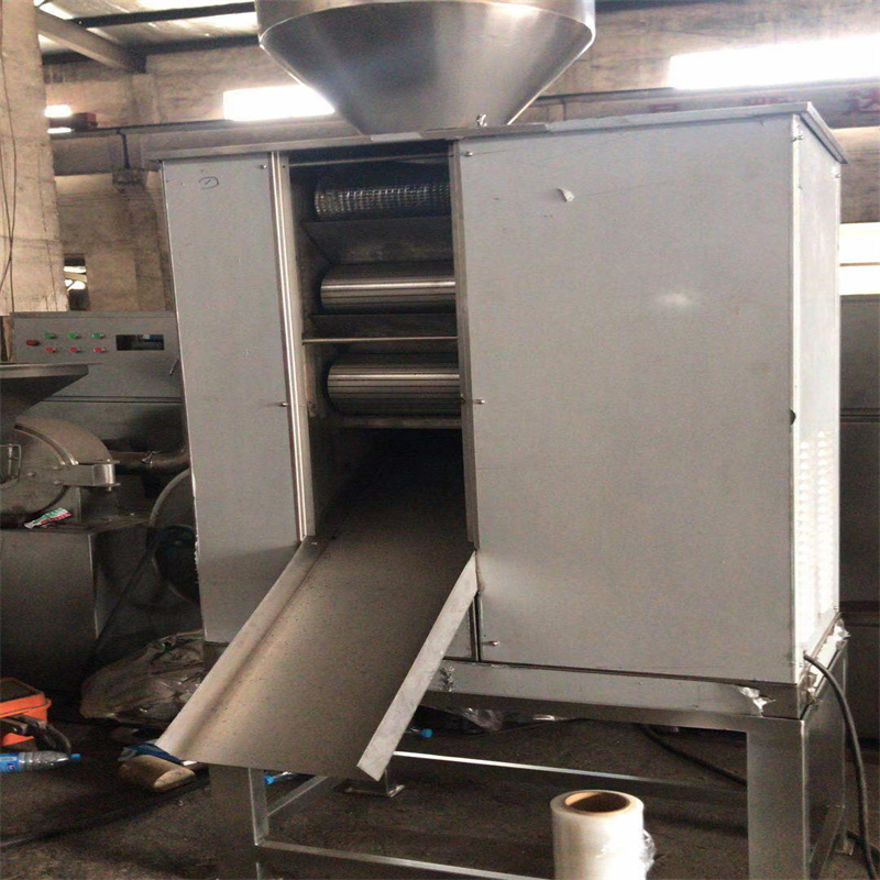 Versatile Multi-Purpose Spice Grinder for Herbs and Seed Grinding