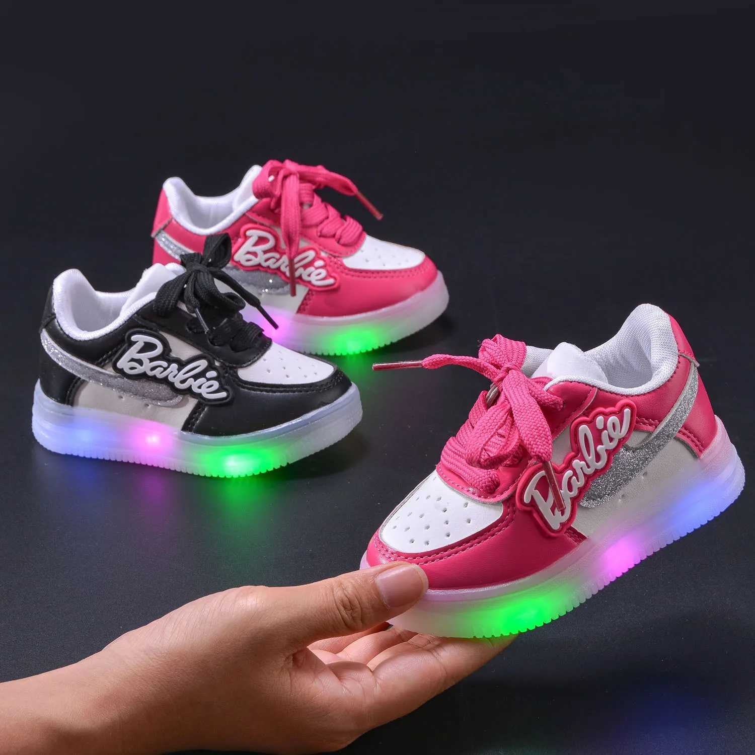 Girls Light-Emitting Sneakers Board Shoes Breathable Leather Casual Shoes Fashion LED Shine Running Shoes XJ250628