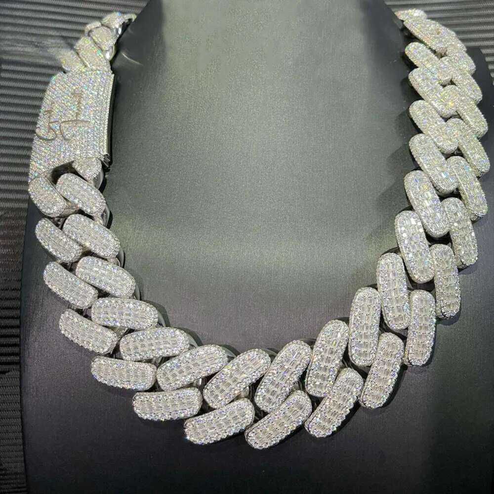 Lifeng Jewelry 30mm Width Vvs Moissanite Link Baguette Dia Sterling Sier Cuban White Gold Necklace Custom Chain
