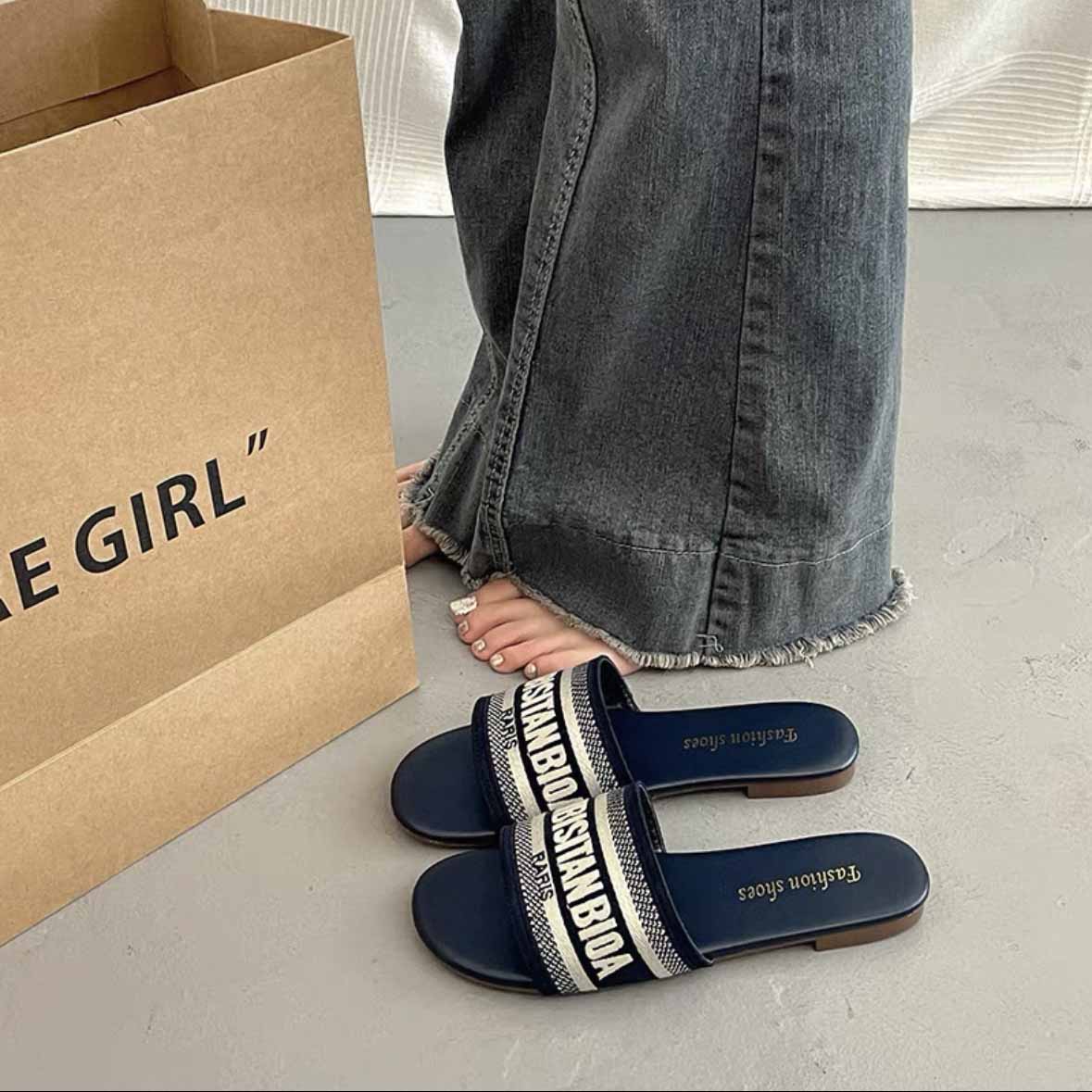 hot designer slippers flat slides for womens sandals girl blue pink fashion embroidery slipper outdoor shoes size 35-42 006