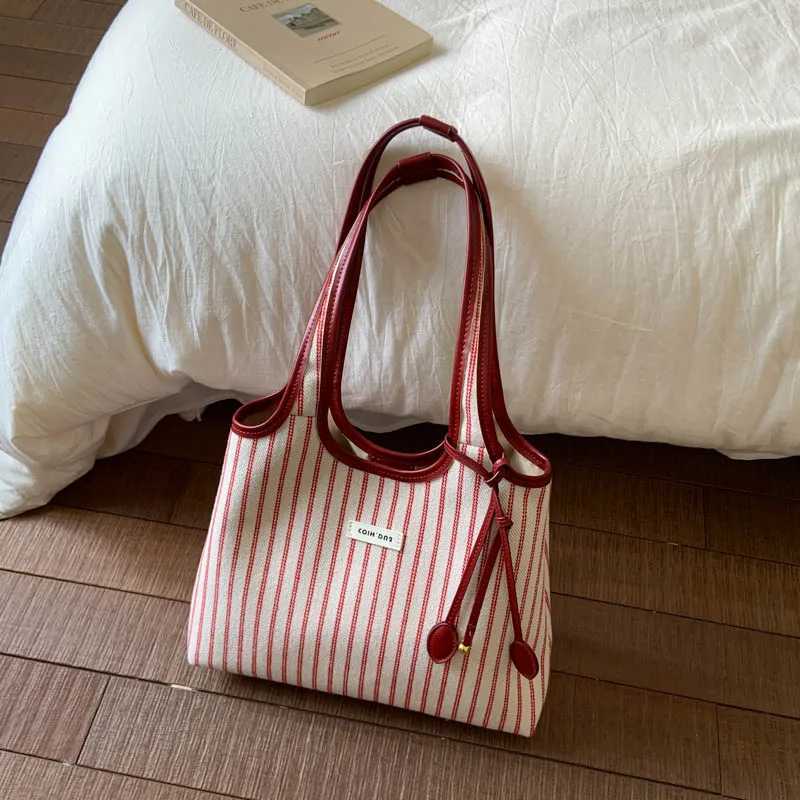 Lazy underarm bag 2025 new contrasting striped canvas bag fashionable large-capacity commuting versatile shoulder bag XJ250627