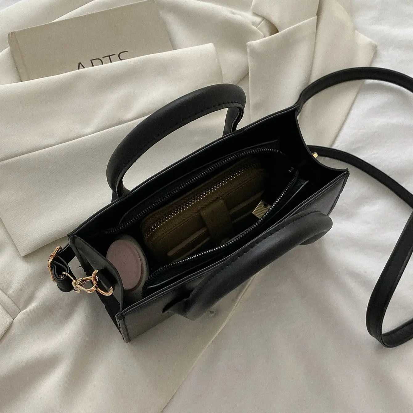 PU Leather Casual Crossbody Bags for Women Ladies Luxury Designer Tote Handbag Female Large Capacity Travel Shoulder Bag SacXJ250627
