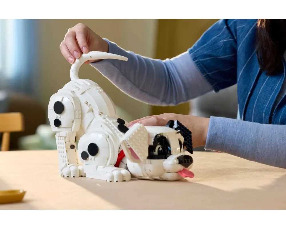 2025new 1722PCS Cartoon 101 Dalmatians Puppy Model Building Block 43269 Diy Creative Assembly Educational Architecture Toys Gift Y250627