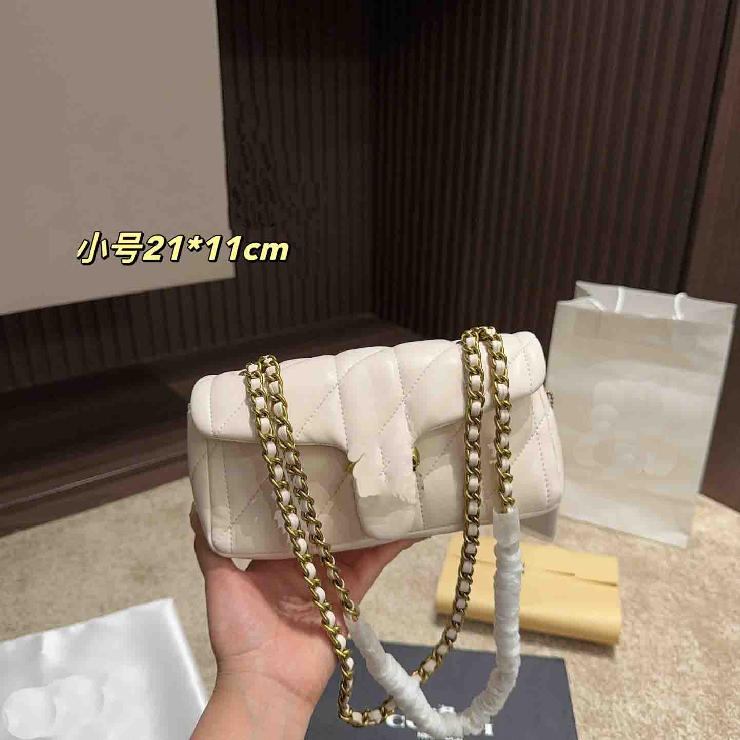 High Quality Ladies Wine God Bag Fashion Bag Designer Ladies Shoulder Bag Crossbody Chain Bag Classic Hundred Underarm Bag Commuter Bag Purse Tote Bag