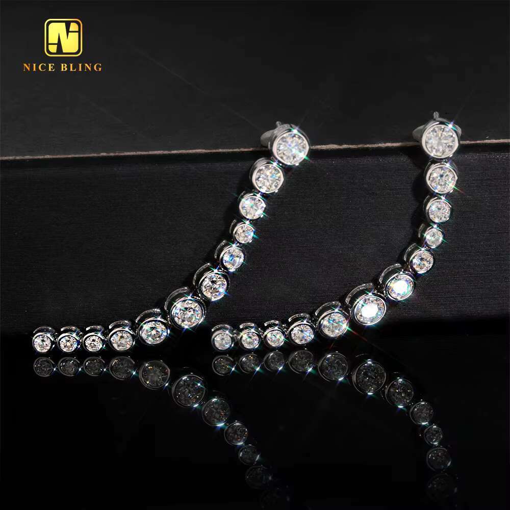 Bezel Setting Incremental Design Hip Hop Iced Out Jeweley Moissanite Stud Earring 925 Silver VVS Diamond Ear Studs for Men Women