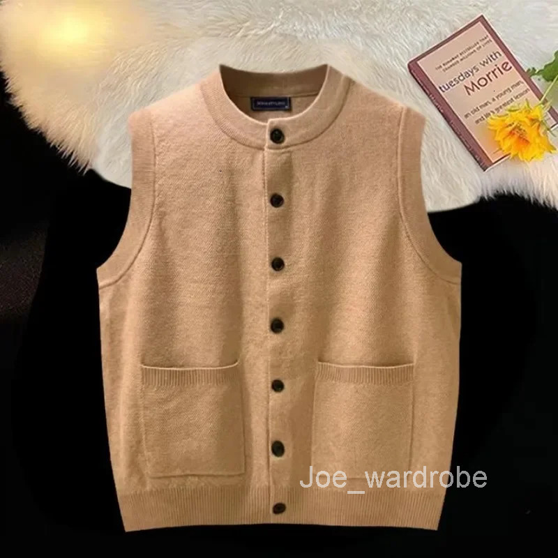 Vest Crewneck Man Clothes Black Waistcoat Knitted Sweaters for Men Sleeveless Round Collar Long Sleeve 100 Sheap Heated X S A V
