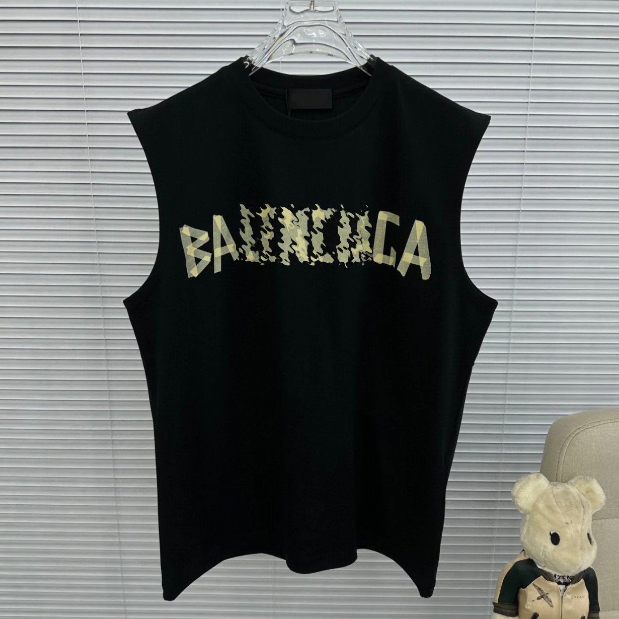 Brand Desinger Shirts Mens t Shirts Plus Size Designer Shirts Embroidery Badge High Quality Version fashion clothing Men Tee Summer Tops Short Sleeve