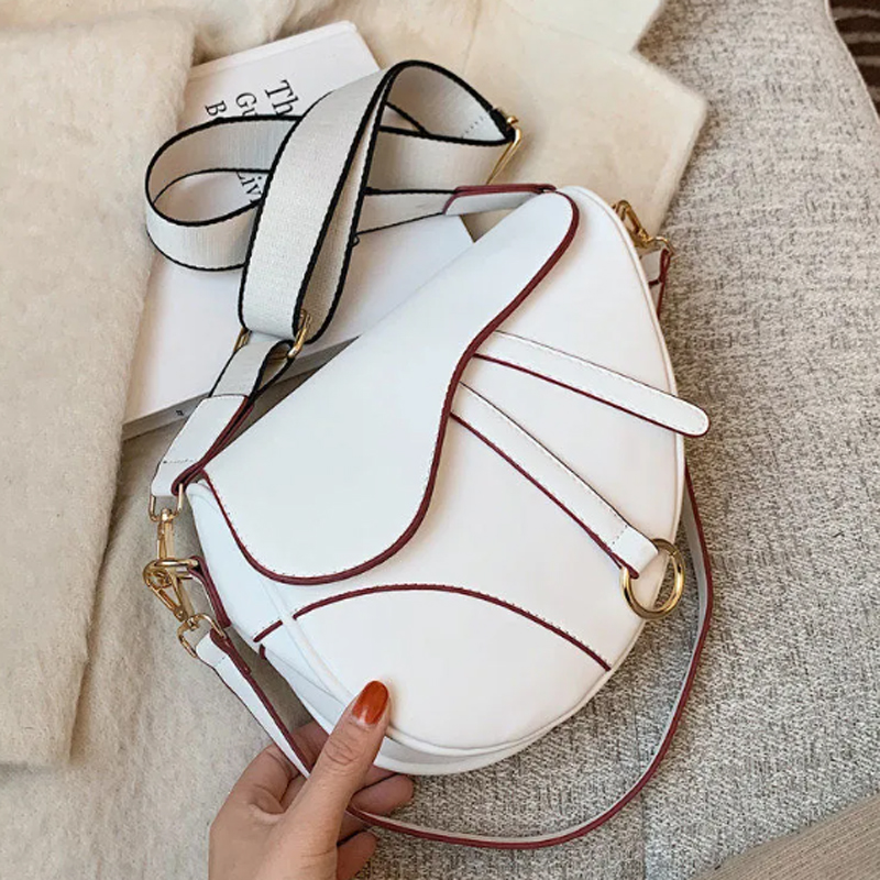 Designer Bag Saddle Bag Shoulder Bag Crossbody Luxury Bag Purse Handbag Tote Fashion Crossbody Black Saddle Bag Hot Designer 2025 Womens Tote Bag 006