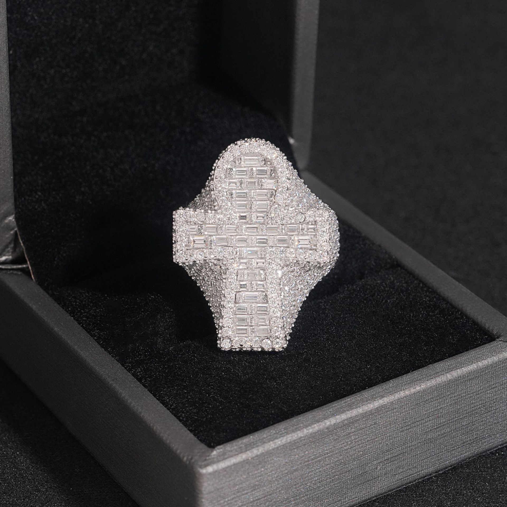 Iced Out Baguette Fine Hip Hop Jewelry Ring Custom 925 Silver With VVS D Moissanite Diamond Rhodium Plated Unisex Cross Men Ring