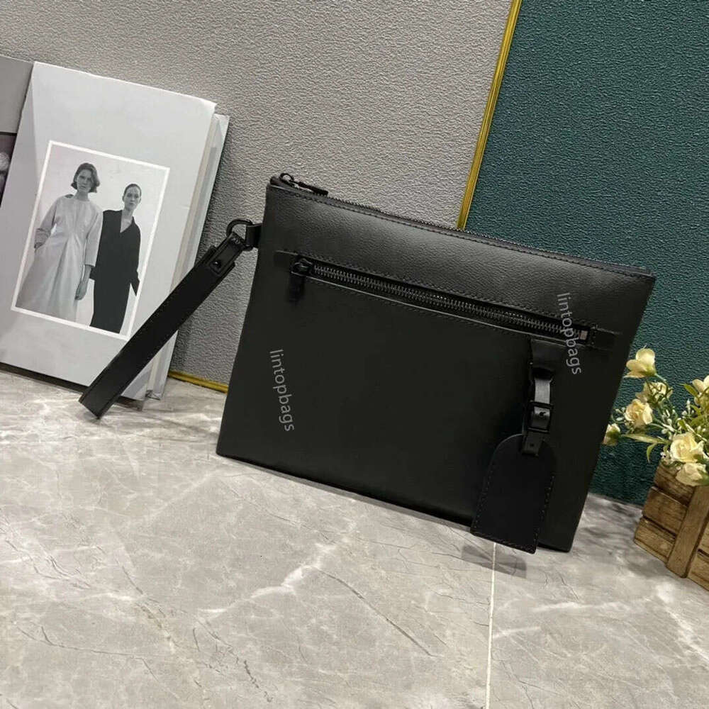 Designers men clutch envelope for men tote cosmetic bag women travel storage wash bags purse leather bag man shoulder case handbag Handheld bag crossbody