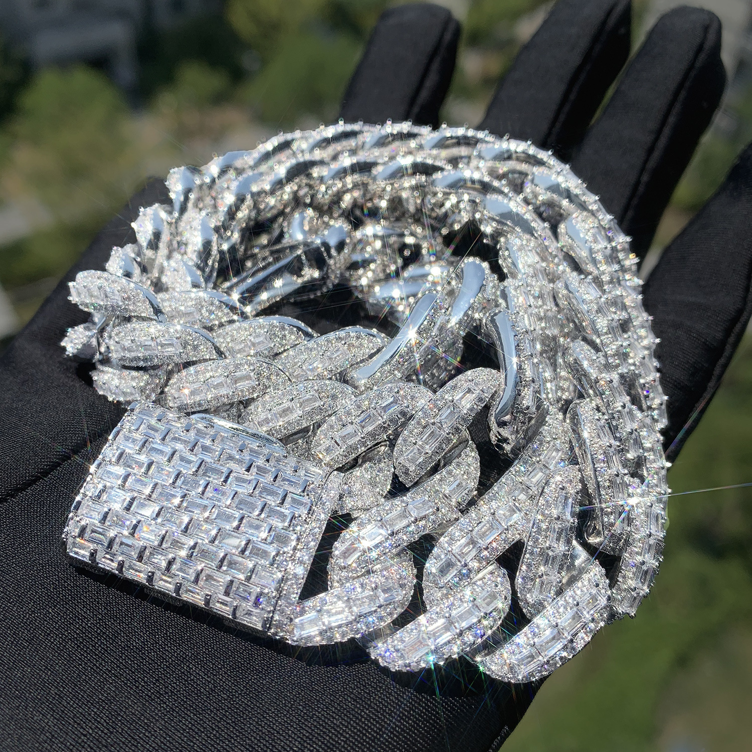 20MM Luxury VVS Moissanite Iced Out Hip Hop Cuban Chain Streetwear Full Diamond High-End Versatile Statement Jewelry Pass the diamond tester