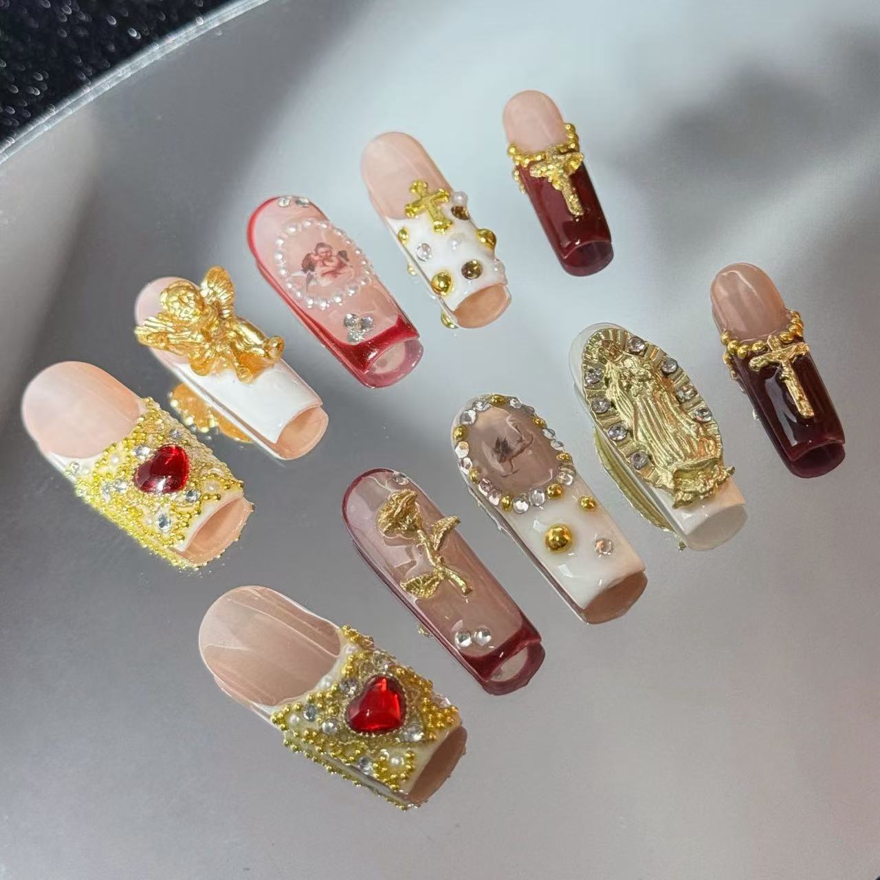 Premium Handcrafted Press-On Nails - Durable Convenience for DIY Beauty Enthusiasts
