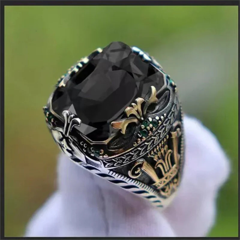 Retro Handmade Turkish Signet Rings for Men Ancient Silver Color Carved Ring Mystic Zircon Inlay Punk Motor Biker Ring 250627