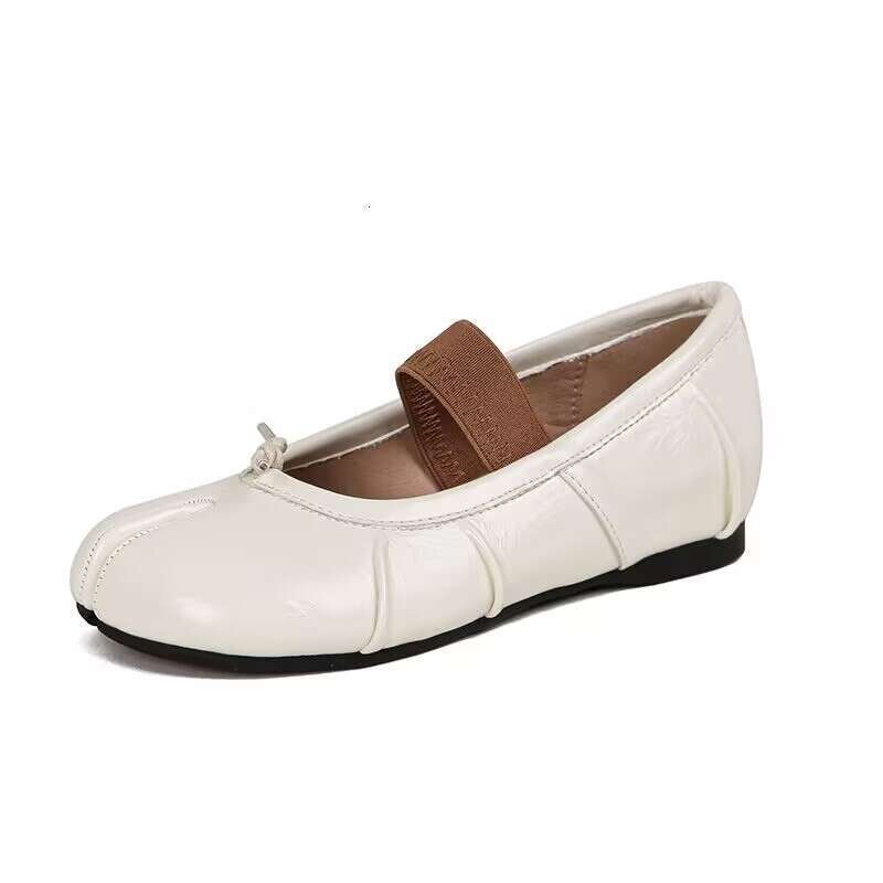 Tabi Split Toe for Women 2024 New Niche Pleated Flat Shallow Mouth Bowknot Ballet Pig Trotter Single Shoes