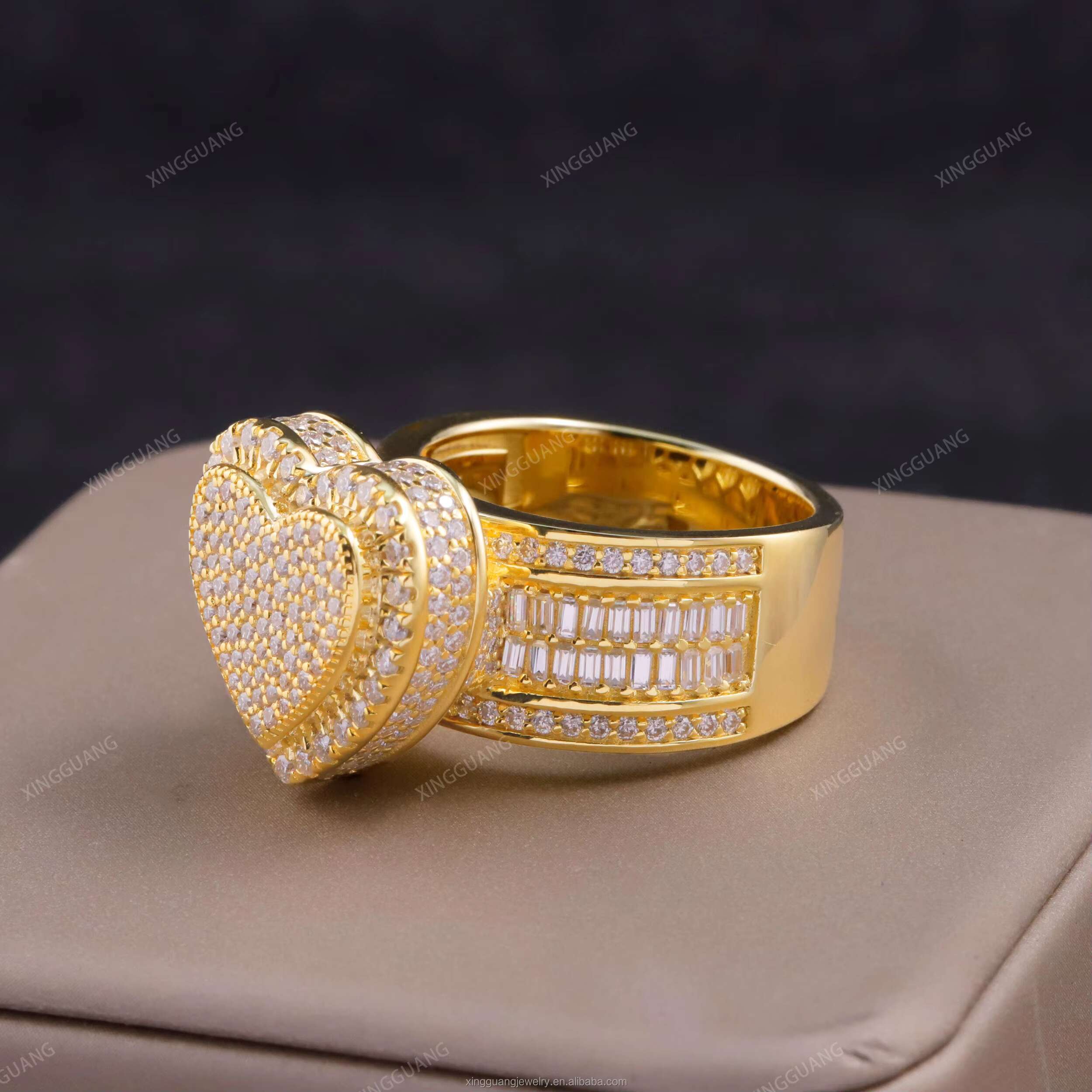 New Popular Mossanite Rings Rapper Jewelry Heart Shape S925 Sterling Silver 18k Gold Plated Men Ring Pass Diamond Tester