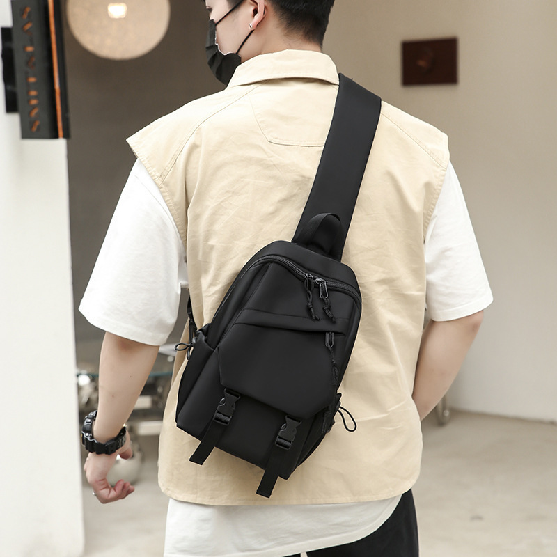 Free Shipping Designer Bag Cross-border New Men's Chest Bag Fashion Casual Crossbody Trendy Small Shoulder Durable Luxury Front Backpack Wholesal