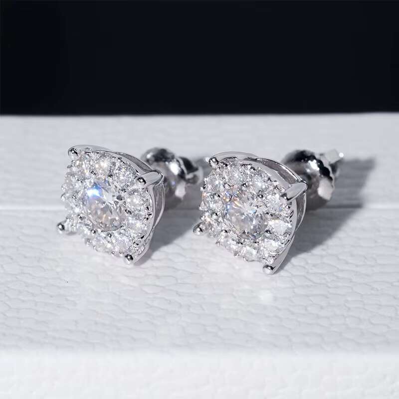 Classic and Versatile 925 Silver Inlaid Moissanite Earrings New Fashion Jewelry for Men and Women