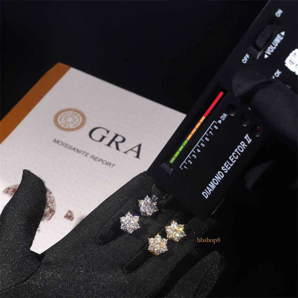 Hot Sale Pass Tester Hip Hop Sier Gold Plated VVS Dia Moissanite Flower Stud Earrings Cluster