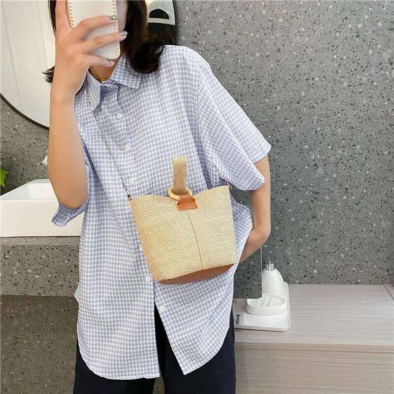 2025 New Trend Crossbody Mini Bucket Small Fresh Tote Student Woven Mori Beach Straw Bag Female