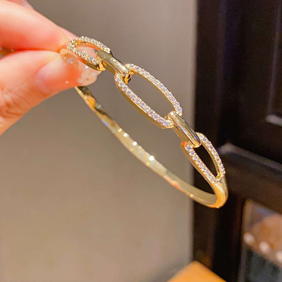 New Luxury jewelry designer bracelet Real Gold Plated Zircon Leaf Wheat Ear Niche High-end Sense Bracelet Light Fashion Personality Jewelry for Women