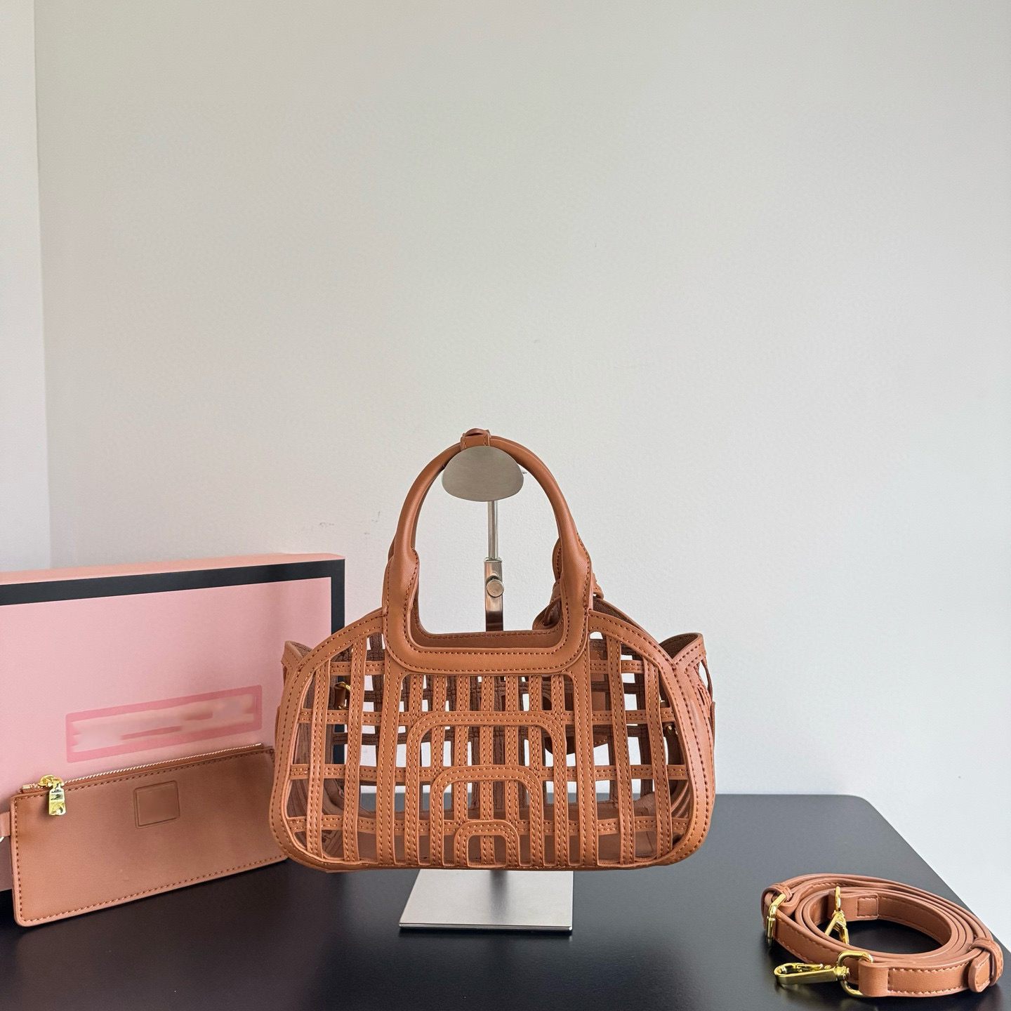 M131609 Spring and Summer New Arrivals Women's Hollow 25 Years Genuine Leather Handbag Versatile Single Shoulder Crossbody Braided Bag