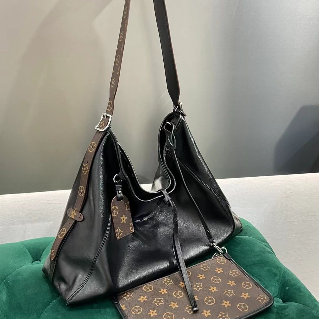 New sheepskin Darth Vader tote bag daily commute shoulder tote bag