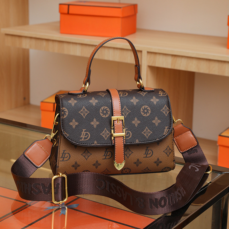 bag luxury Women's Bag Crossbody Bag Light Luxury Niche High-end Sense Women's Bag High Appearance fashion Women's Fashion Versatile St