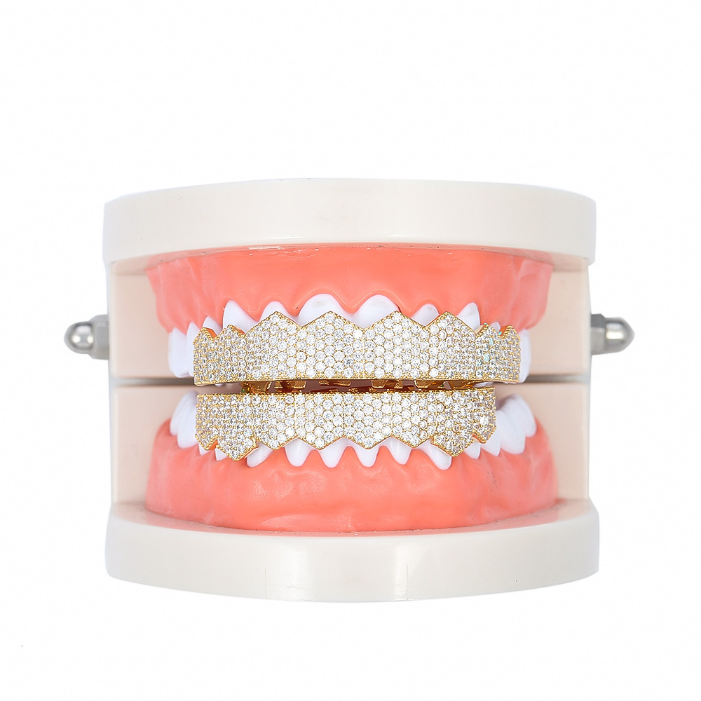 New 18K Gold Plated Iced Out 8 Tooth Diamond Grillz Hip Hop Luxury High Quality Rapper Costume Accessories