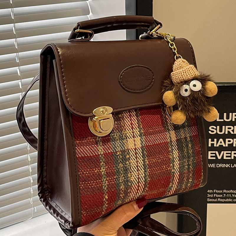 Designer Bag Luxury Free Delivery Women's Backpack 2025 New Fashion Trendy Crossbody Bag Retro Multi-functional Shoulder Bag For Women