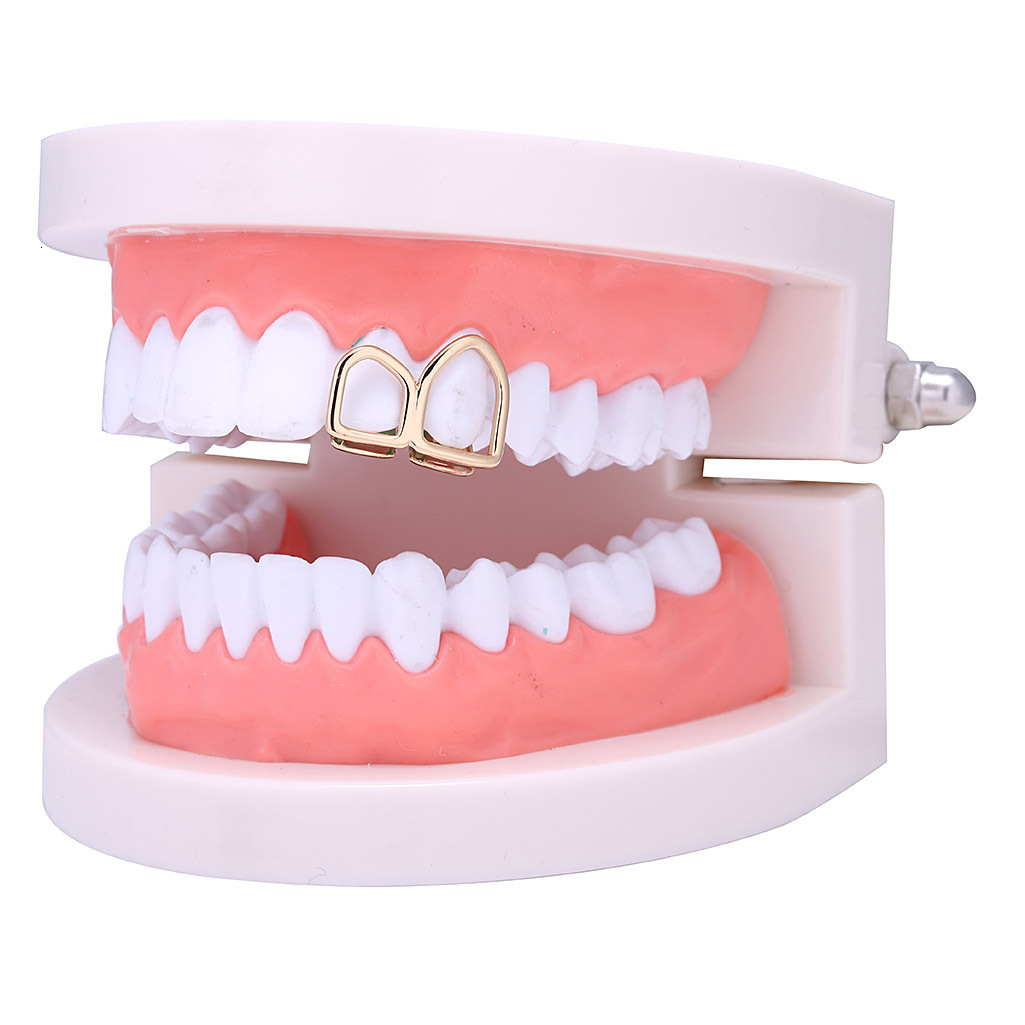 New Arrival 18K Gold Plated Hollow Pointed Fangs Hip Hop Grillz Stylish Luxury Cosplay Rapper Costume Accessories