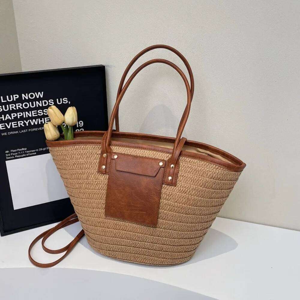 Vintage Style Straw Baskets Handmade Rattan Material Woven Shoulder Raffia Circle Large Capacity Beach Bag