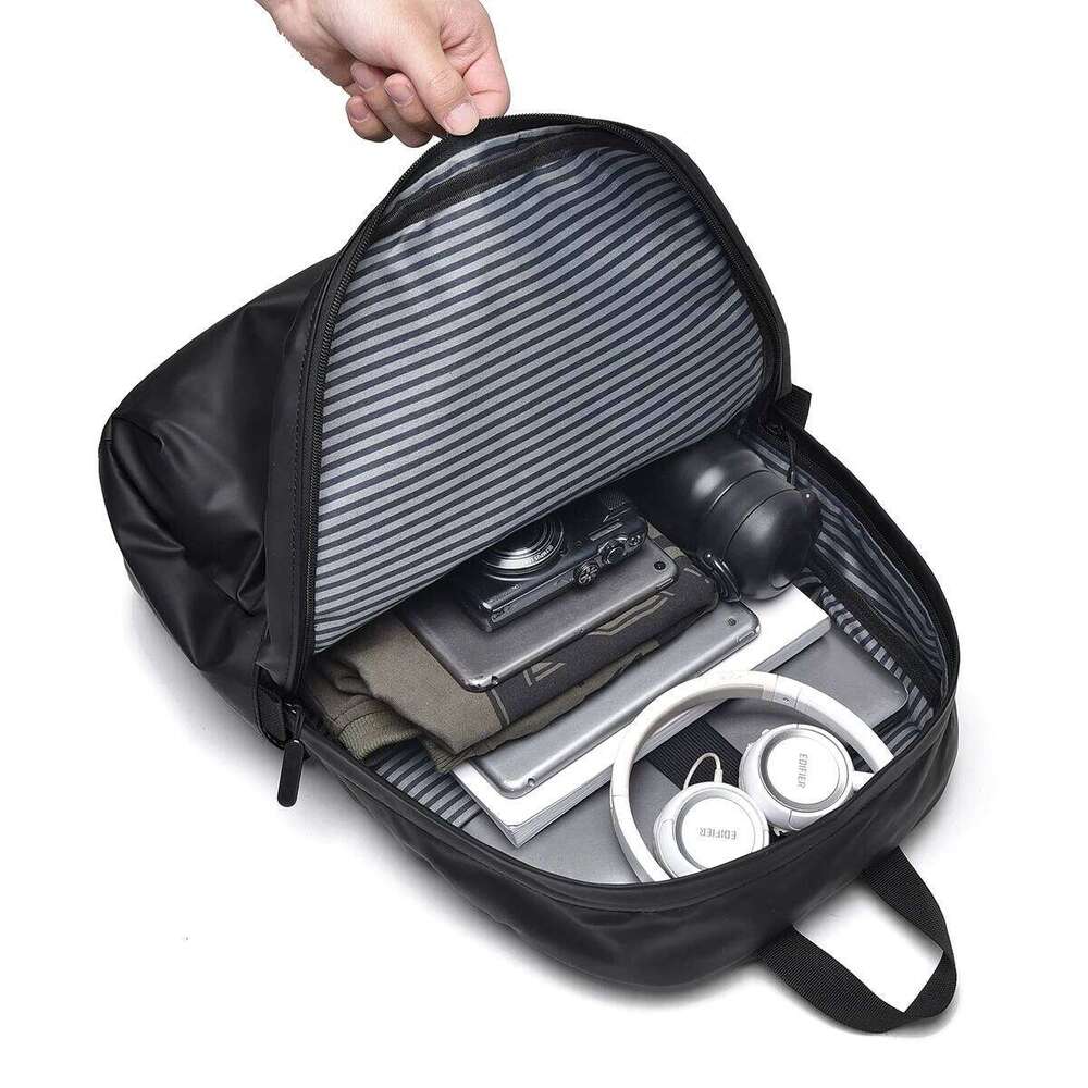 Multi functional, large capacity portable men's and women's fashionable computer bag