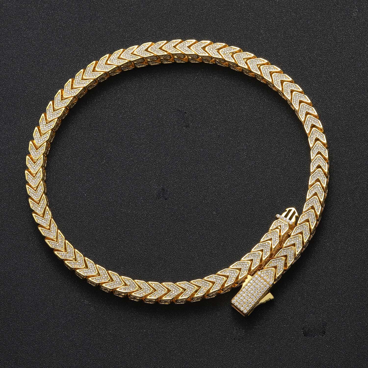 Luxury Jewelry New Hip Hop Men's 8mm V Chain Reversible 4-Sided Moissanite Double-Sided Pattern Men's Bling Bling Necklace Pass the diamond 