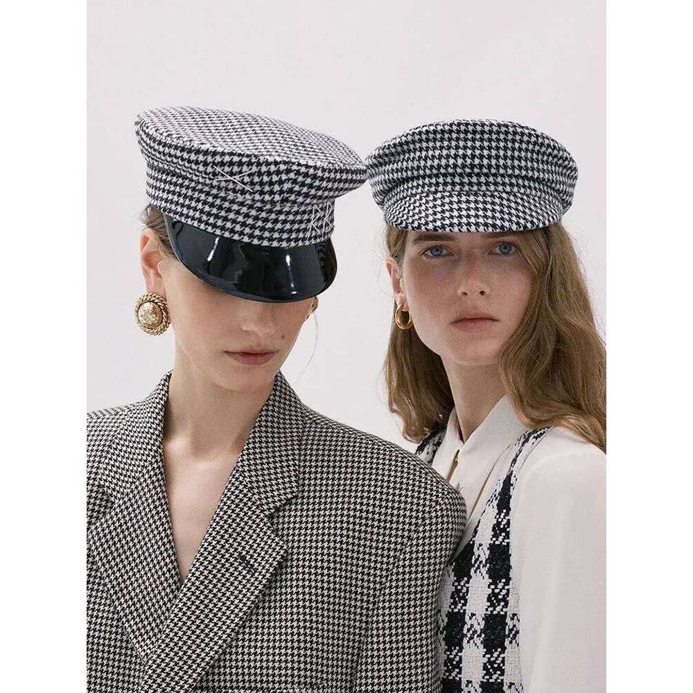 New Winter Women Hats Newsboy Flat letter Militray Caps British Vintage Visor cap