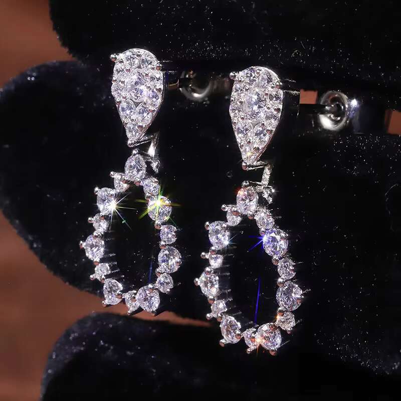Abiding Vintage Style Water Drop Earrings Moissanite Diamond VVS D Color 18K White Gold Dinner Party Stud Earrings for Gifts