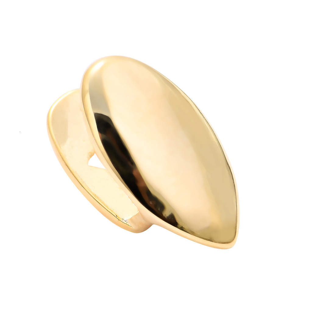 New Arrival 18K Gold Single Pointed Fang Vampire Hip Hop Grillz Tooth Rapper Costume Accessories