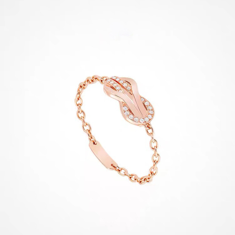 Top grade 2025 summer autumn newest ic twist designer ring for women girls nature red stone crystal rose gold dia zircon link chain rings jewelry Free