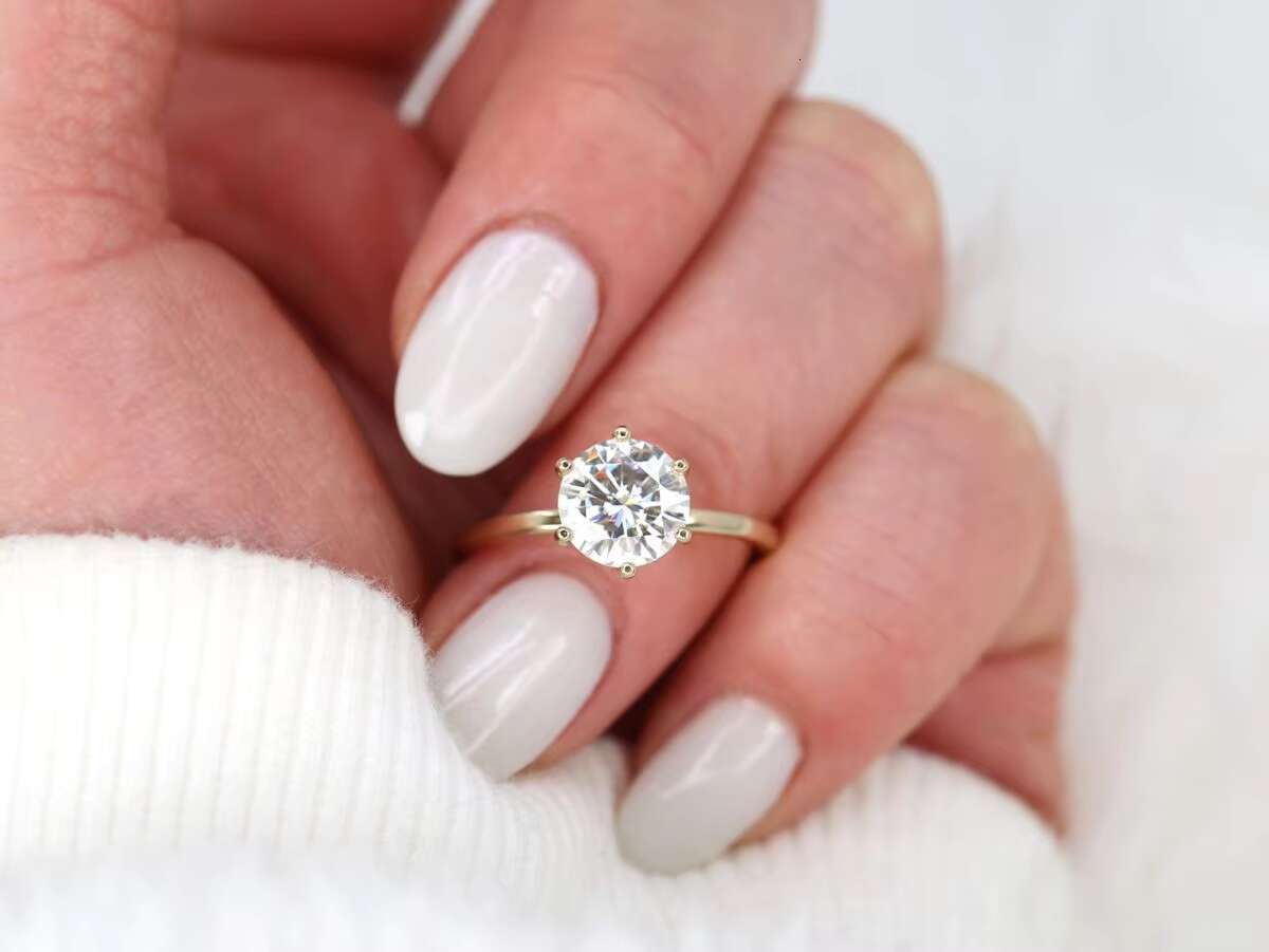 Mind Blowing Natural Moissanite Women Special Ring With 14k Solid Yellow Gold Spicily Made for Women and Bride Girl Special Gift