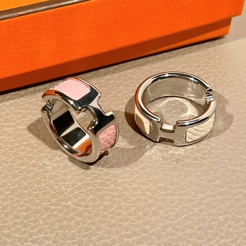 Top grade luxury classic H letters designer ring for women mens unisex leather love rings silver rose gold pink couple lovers engagement ring jewelry