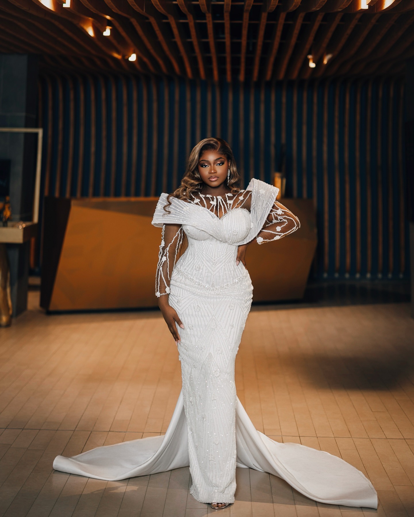 2025 Aso Ebi Plus Size White Mermaid Wedding Dress Beaded Lace Sequined Full Sleeves Vintage Bridal Gowns Dresses ZJ0667