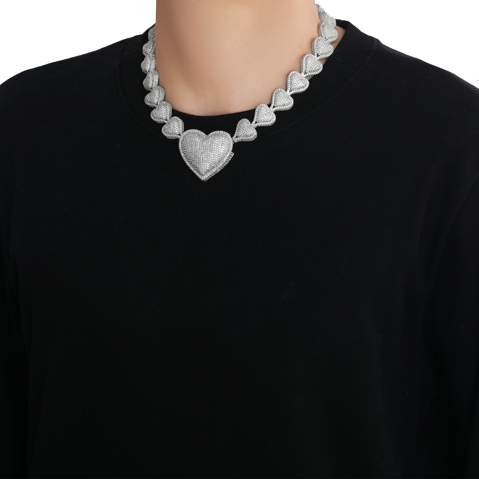 New Arrival Hip Hop Heart Necklace Fully Iced Out Personalized Trendy Hip Hop Accessory Heart Shaped Necklace VVS Moissanite High Quality Pass the dia