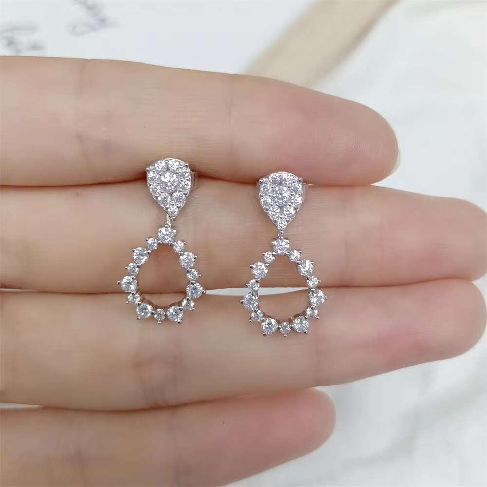 Abiding Vintage Style Water Drop Earrings Moissanite Diamond VVS D Color 18K White Gold Dinner Party Stud Earrings for Gifts