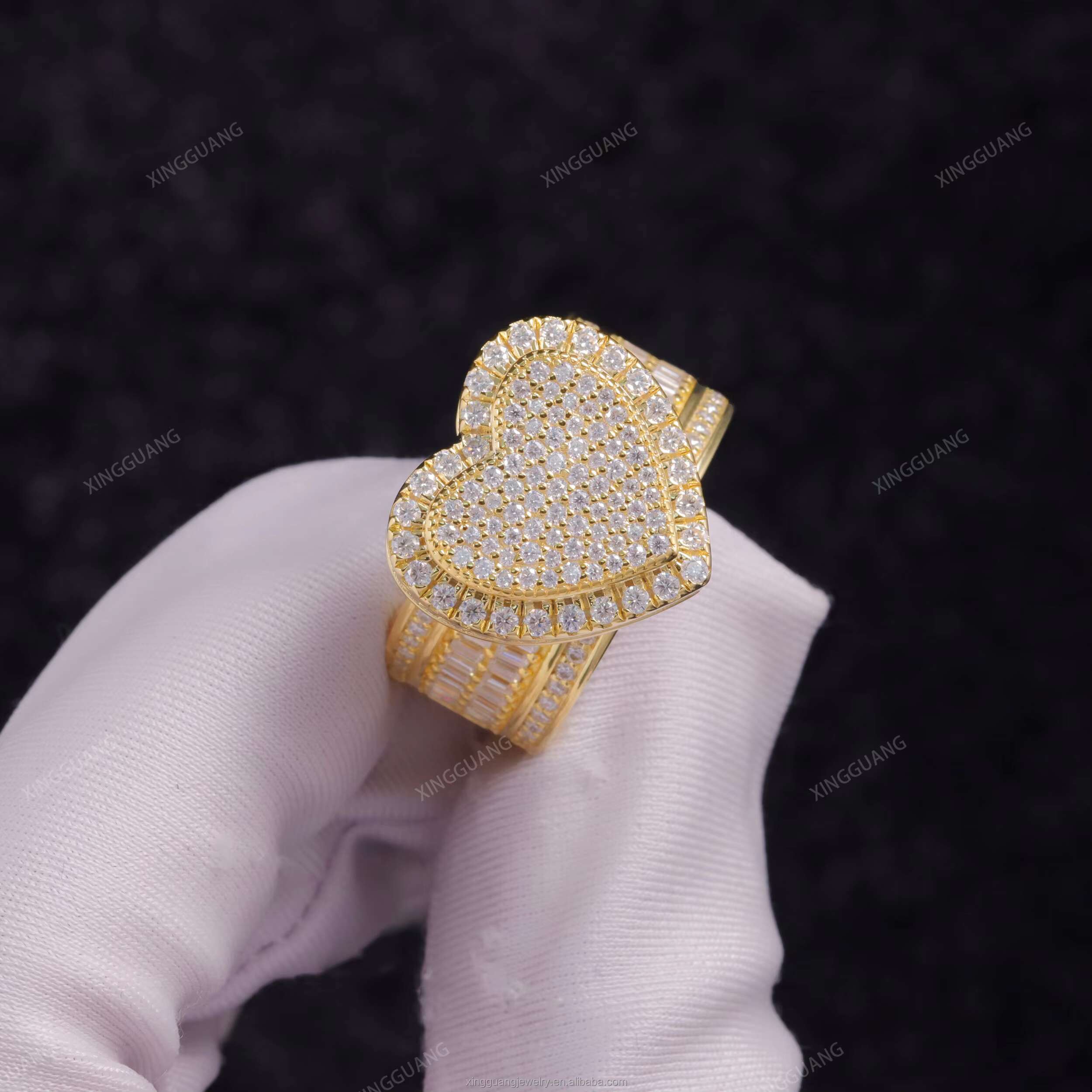 New Popular Mossanite Rings Rapper Jewelry Heart Shape S925 Sterling Silver 18k Gold Plated Men Ring Pass Diamond Tester